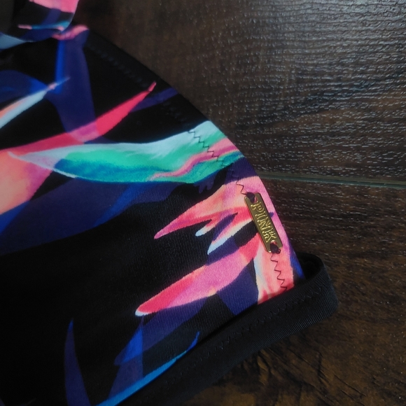 Victoria's Secret PINK Body Wrap Ruffle Bikini Top Size Large - Picture 6 of 9